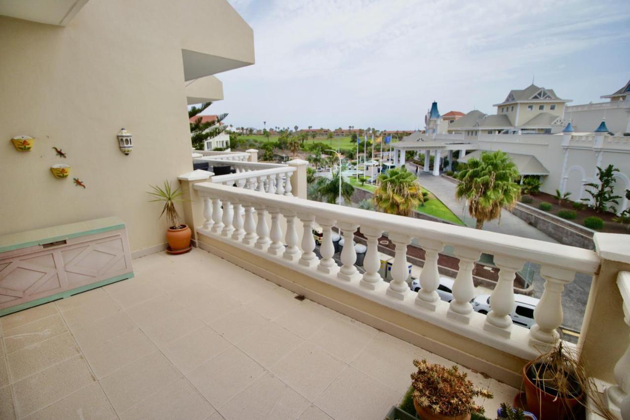 Bookinn Golf Park Sunny Cozy Apartment Near The Ocean With Large Double Terraces, Fiber Wifi, 3 Pools, Bbq Tenerife South Сан Мигель Экстерьер фото